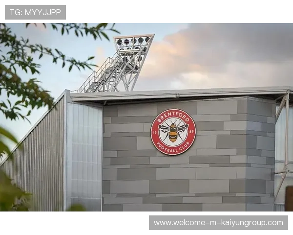 中小俱乐部如何复制布伦特福德的成功秘籍:成为下一个“狐狸”,再现英超奇迹 中小俱乐部如何复制布伦特福德的成功秘籍:成为下一个“狐狸”,再现英超奇迹